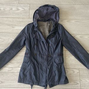 Buffalo women’s windbreaker jacket. Size: S